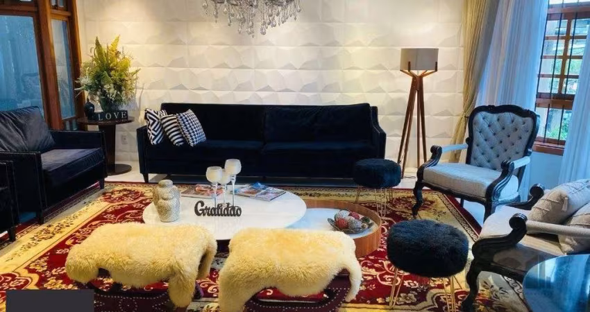 Casa para Comprar na parte nobre do Chácara das Pedras