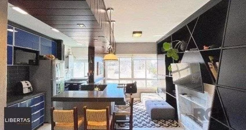 Elegante Apartamento Mobiliado com Suíte, Churrasqueira e 1 Vaga no Menino Deus