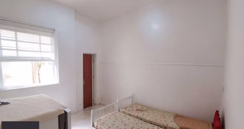 Vende-se apartamento de um 1 dormitório - 25m² - Floresta