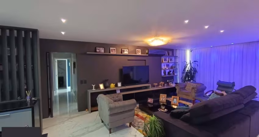Apartamento em Jardim Lindóia