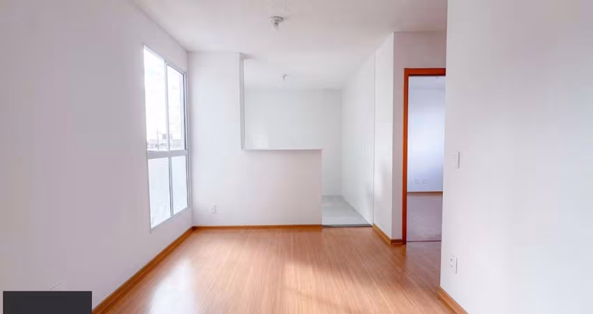 Apartamento com 02 quartos e 01 vaga escriturada, no Morro Santana
