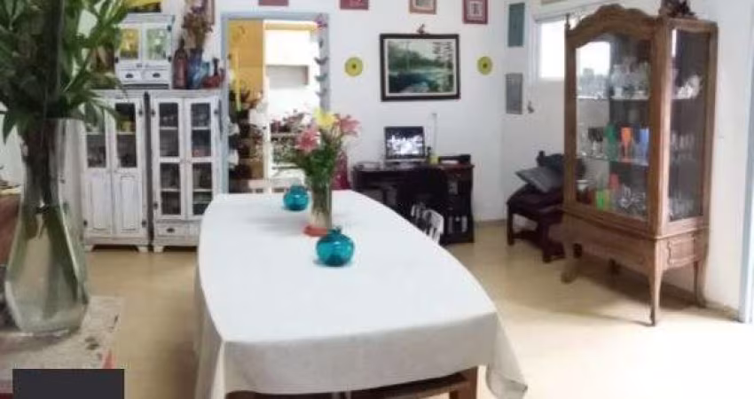 Casa para Venda - 220.83m², 3 dormitórios, 2 vagas - Vila Nova