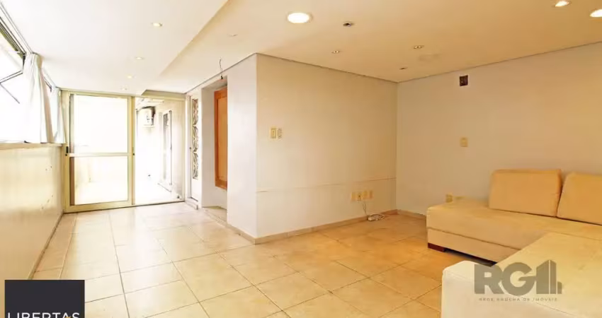 Cobertura com 2 quartos e vaga de garagem no bairro Cidade Baixa por R$690 mil