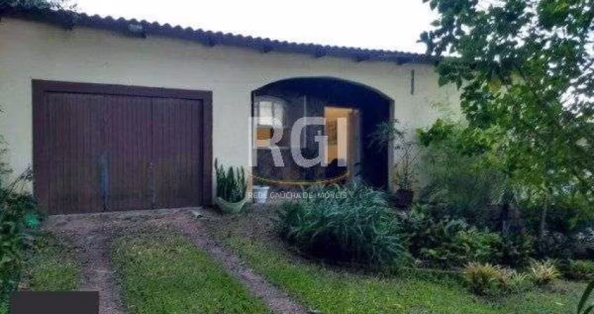 Casa para Venda - 150m², 3 dormitórios, 2 vagas - Hípica