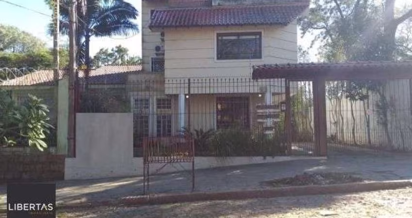 Casa de Condomínio em Cristal