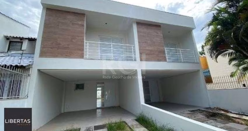 Casa para Venda - 137m², 3 dormitórios, sendo 1 suites, 2 vagas - Imperial Parque