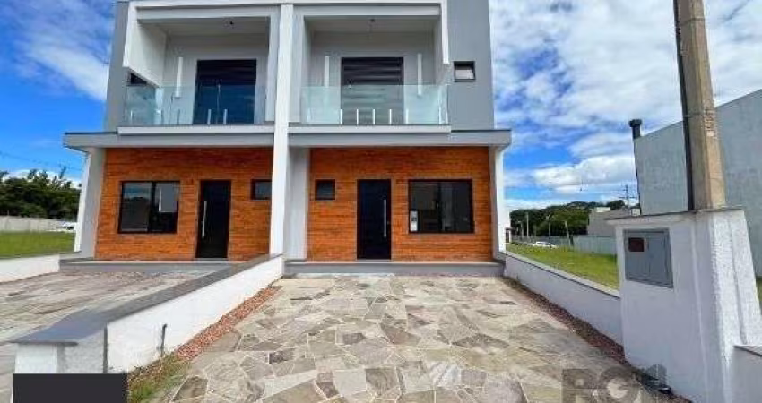 Casa Condominio em Porto Alegre, no bairro Campo Novo, com 3 dormitório(s), e 3 banheiros, à venda.