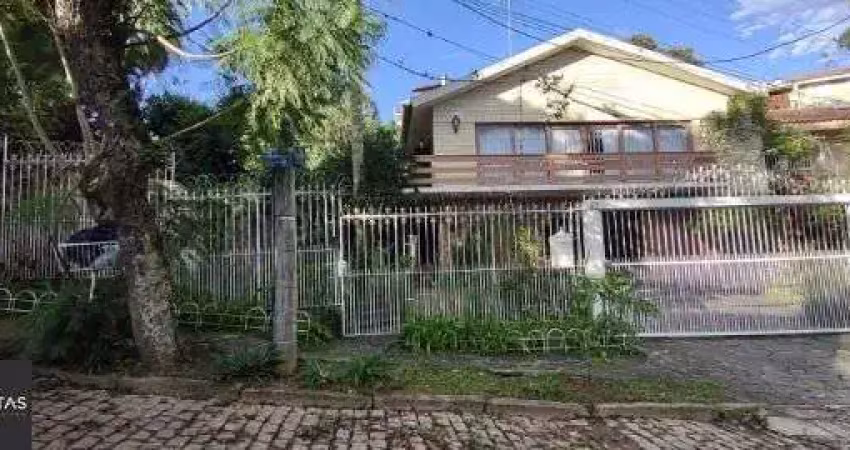 Casa em porto alegre, no bairro jardim isabel, com 5 dormitório(s), e 5 banheiros, à venda.