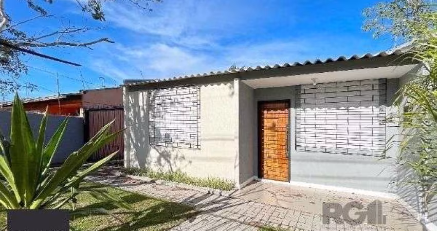 Casa em Porto Alegre, no bairro Aberta dos Morros, com 3 dormitório(s), e 3 banheiros, à venda.