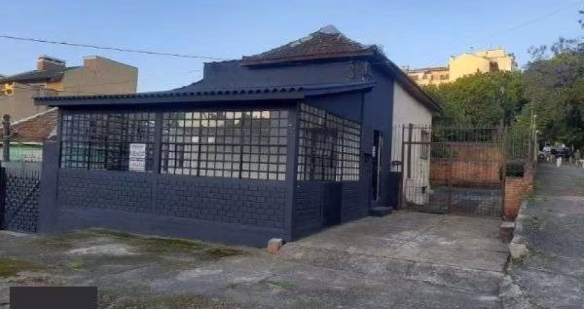 Terreno em Porto Alegre, no bairro Tristeza, à venda.