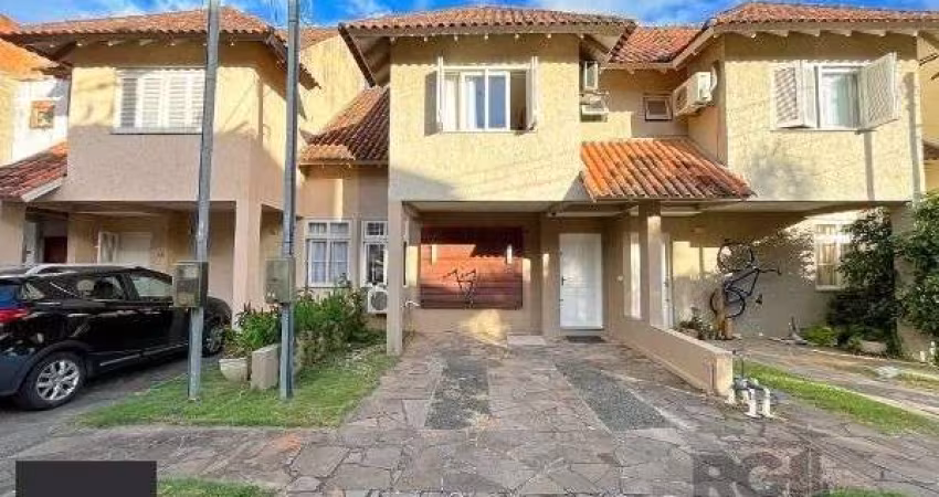 Casa em Porto Alegre, no bairro Campo Novo, com 3 dormitório(s), e 3 banheiros, à venda.