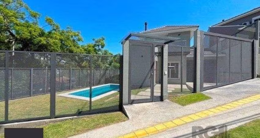 Casa em Porto Alegre, no bairro Jardim Isabel, com 3 dormitório(s), e 3 banheiros, à venda.