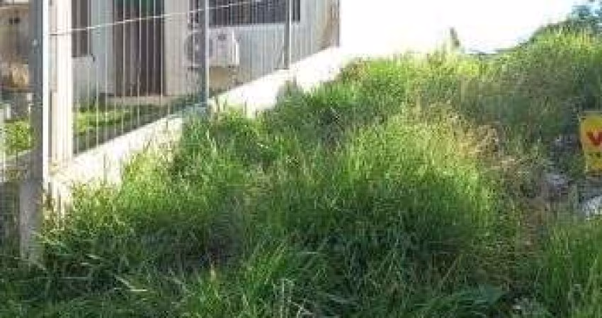 Terreno em Porto Alegre, no bairro Guarujá, à venda.