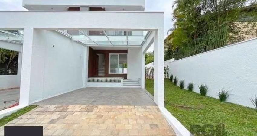 Casa em Porto Alegre, no bairro Vila Conceição, com 3 dormitório(s), à venda.