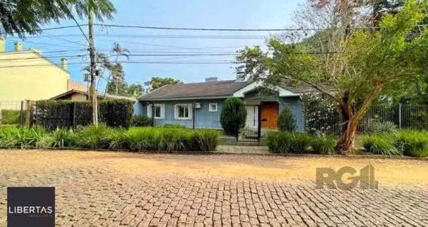 Casa em porto alegre, no bairro ipanema, e 0 banheiros, à venda.