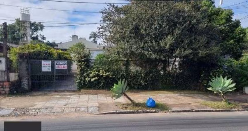 Terreno em Porto Alegre, no bairro Cavalhada, à venda.