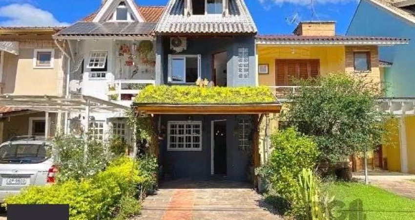 Casa Condominio em Porto Alegre, no bairro Cavalhada, com 3 dormitório(s), e 3 banheiros, à venda.