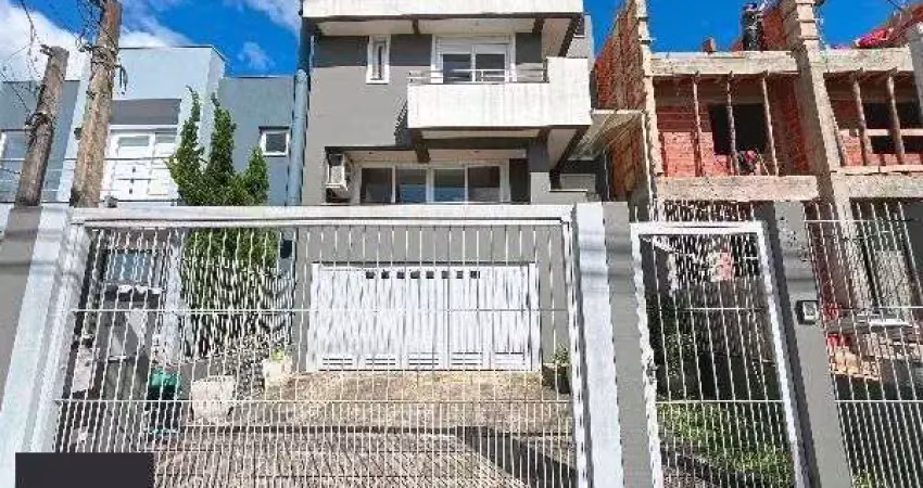 Casa em porto alegre, no bairro hípica, com 3 dormitório(s), e 3 banheiros, à venda.