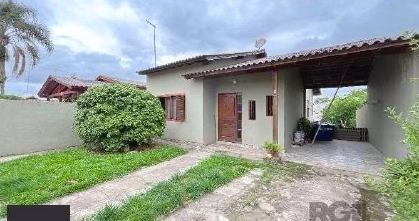 Casa em Porto Alegre, no bairro Lageado, com 3 dormitório(s), e 3 banheiros, à venda.