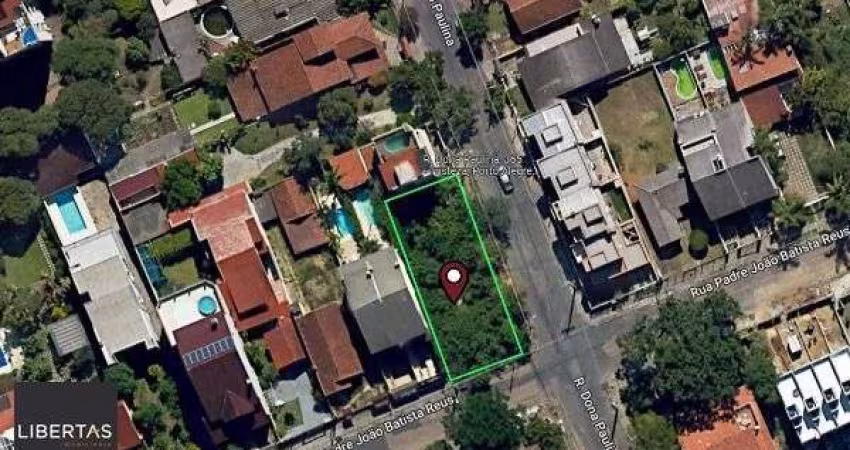 Terreno em Porto Alegre, no bairro Tristeza, à venda.