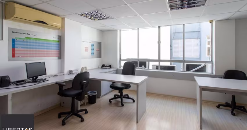 Andar inteiro mobiliado com 215 m² para até 60 pessoas