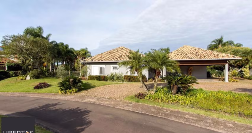 Casa de Condomínio em Belém Novo