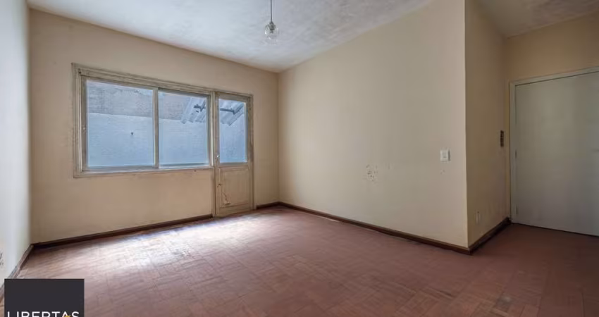 Apartamento JK com 1 dormitório e 54m² à venda em Menino Deus, Porto Alegre.