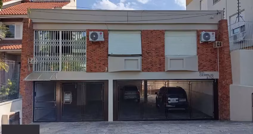 Apartamento térreo com 3 dormitórios e 2 vagas no bairro cristo redentor