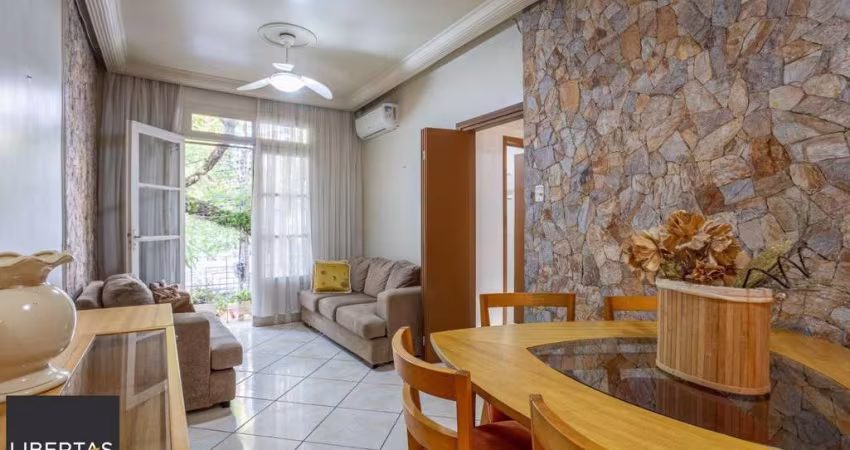 Apartamento com 2 dormitórios no Bairro Menino Deus