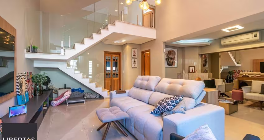 Casa para Venda - 150m², 3 dormitórios, 3 vagas - Teresópolis