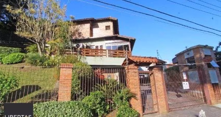 Casa Condominio para Venda - 258m², 3 dormitórios, sendo 1 suites, 2 vagas - Jardim Isabel