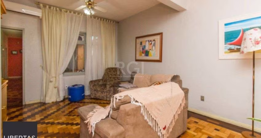 Casa para Venda - 360m², 4 dormitórios, sendo 1 suites, Cristal