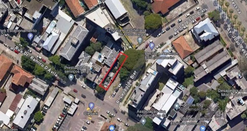 Excelente terreno, com 290m², sendo 44,00m de frente para a rua Leopoldo Bier.