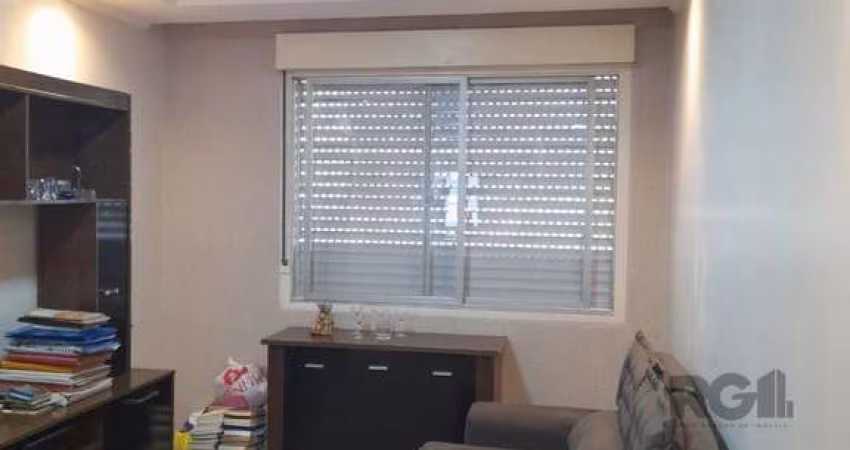 VENDA- Apartamento térreo de 1 dormitório com 47m²- Cristal, Porto Alegre