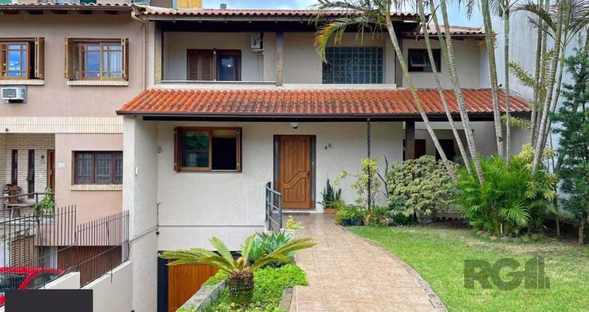 Casa 3 dormitórios com suíte no bairro Aberta dos Morros em Porto Alegre