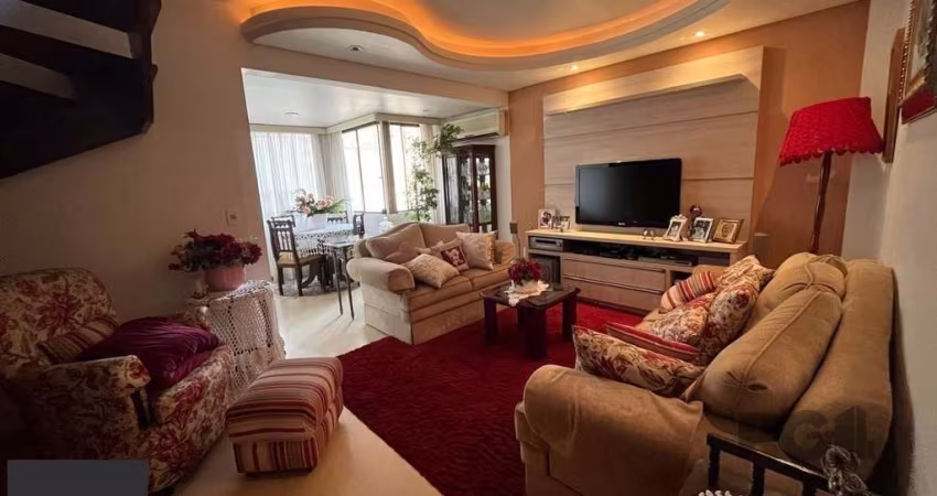 Cobertura Triplex de 162m² à Venda com vagas de garagem - MENINO DEUS