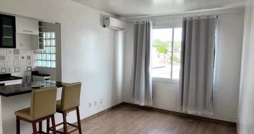 Apartamento de 2 Dormitórios – Semimobiliado e Reformado – Menino Deus