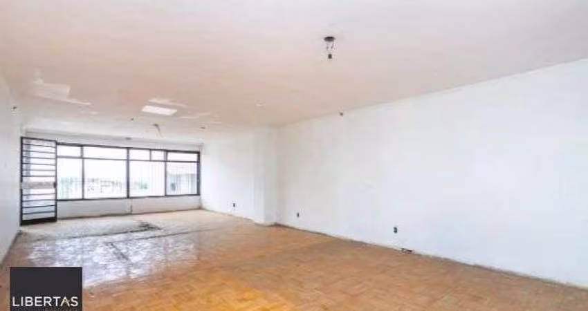 Ótima casa no bairro Três Figueiras, com 4 dormitórios e 5 vagas de garagem