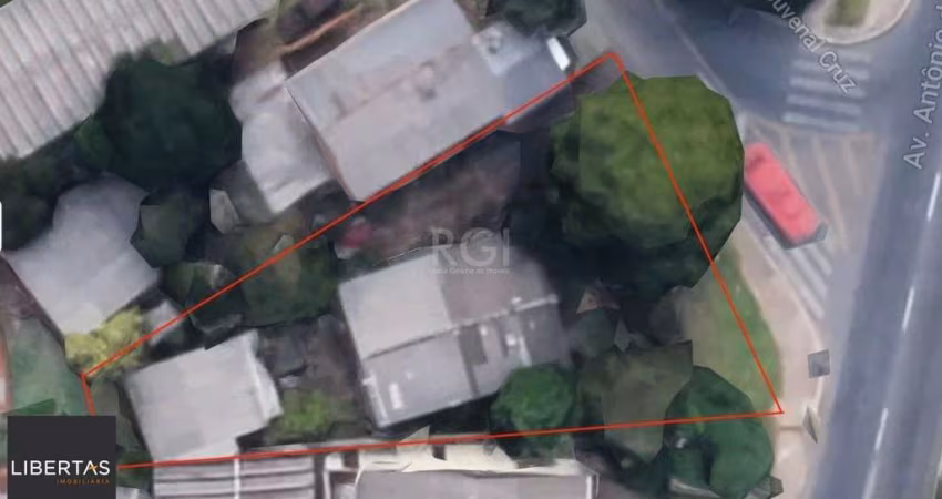 Terreno 11x33, Bairro Partenom.