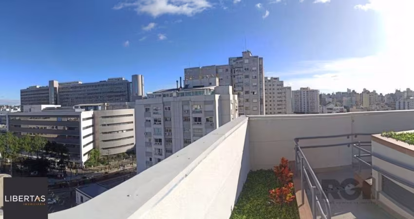 Grande OPORTUNIDADE!! Lindo Apartamento, com amplo Garden privado!!! Sua localização privilegiada, é com certeza um diferencial de destaque deste imóvel