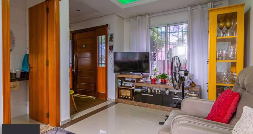 Casa 3 dormitórios com duas suítes bairro Jardim Floresta - Lindoia