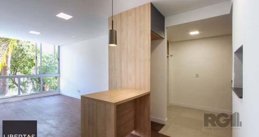 Apartamento em Porto Alegre no Bairro Petrópolis, de 2 quartos, GARDEN , semi mobiliado