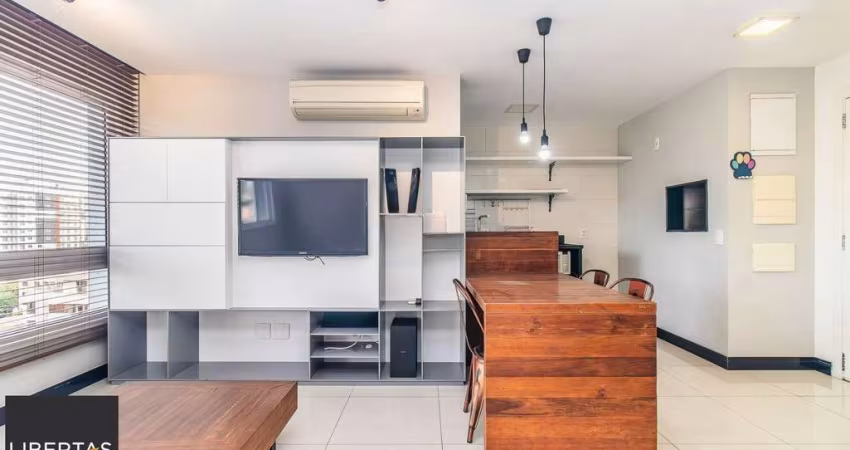 Apartamento 1 dormitório (reversível para 2) | Suíte | Semi Mobiliado