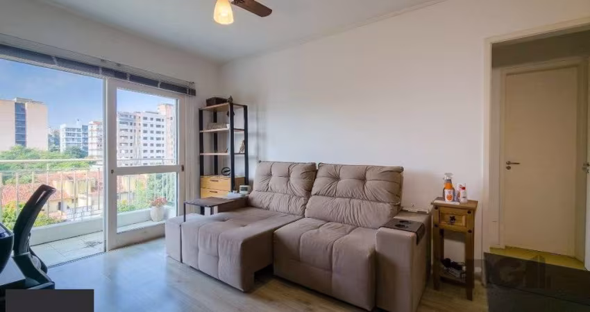 Apartamento 1 quarto, sacada, 1 vaga de garagem, elevador - Bairro Tristeza