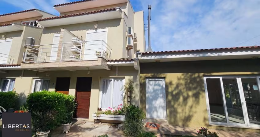 casa em condomínio com 2 dormitórios 1 suíte e sotão no bairro Hípica Porto Alegre - RS