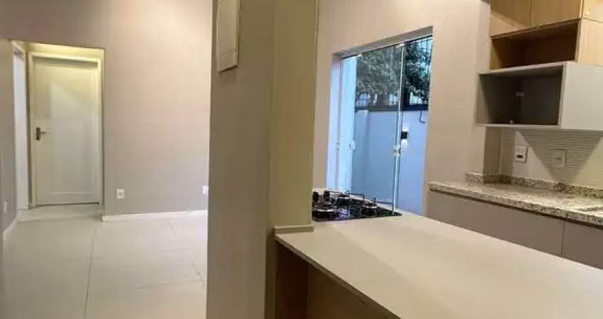 Apartamento de 2 dormitórios térreo no bairro Rio Branco