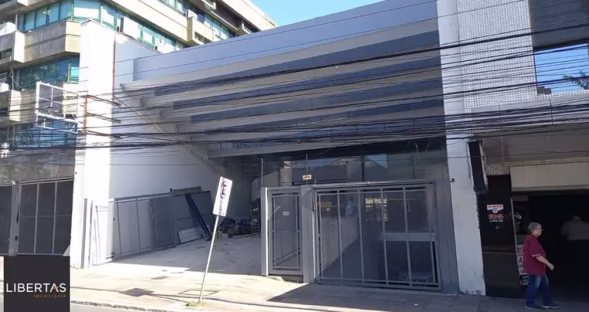 Prédio comercial desocupado, localizado na avenida protásio alves, no bairro petrópolis,