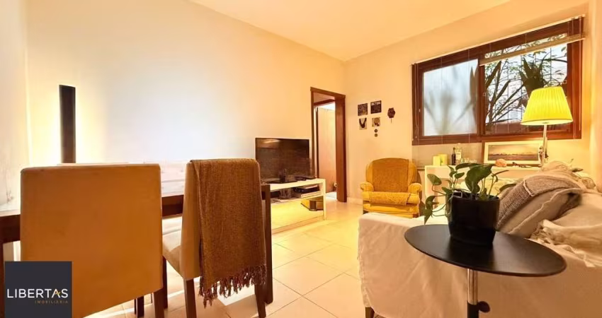 Apartamento térreo com pátio no bairro Santana.