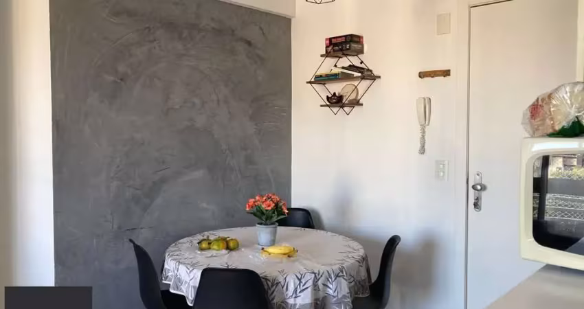 Ótimo imóvel, 50 mts quadrados, 2 dormitórios com vaga e elevador