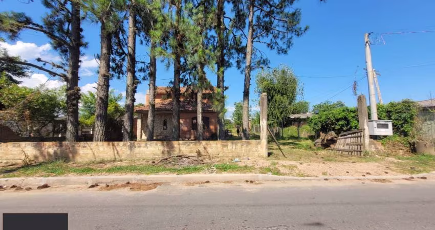 Ótimo terreno com casa na Ponta Grossa.